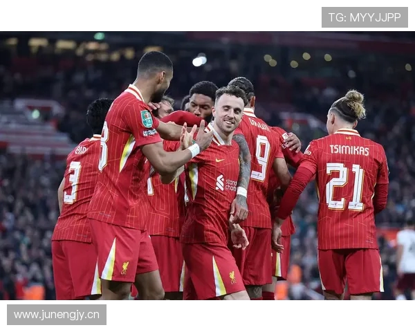 加克波迪亚斯破门梅里诺建功阿森纳10人2-2战平利物浦